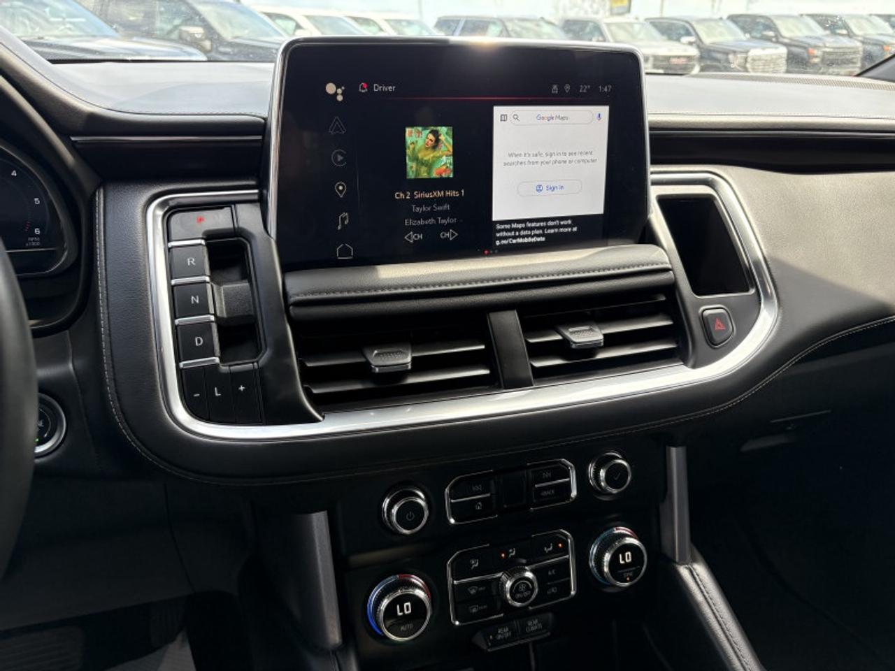 2024 GMC Yukon SLE Photo