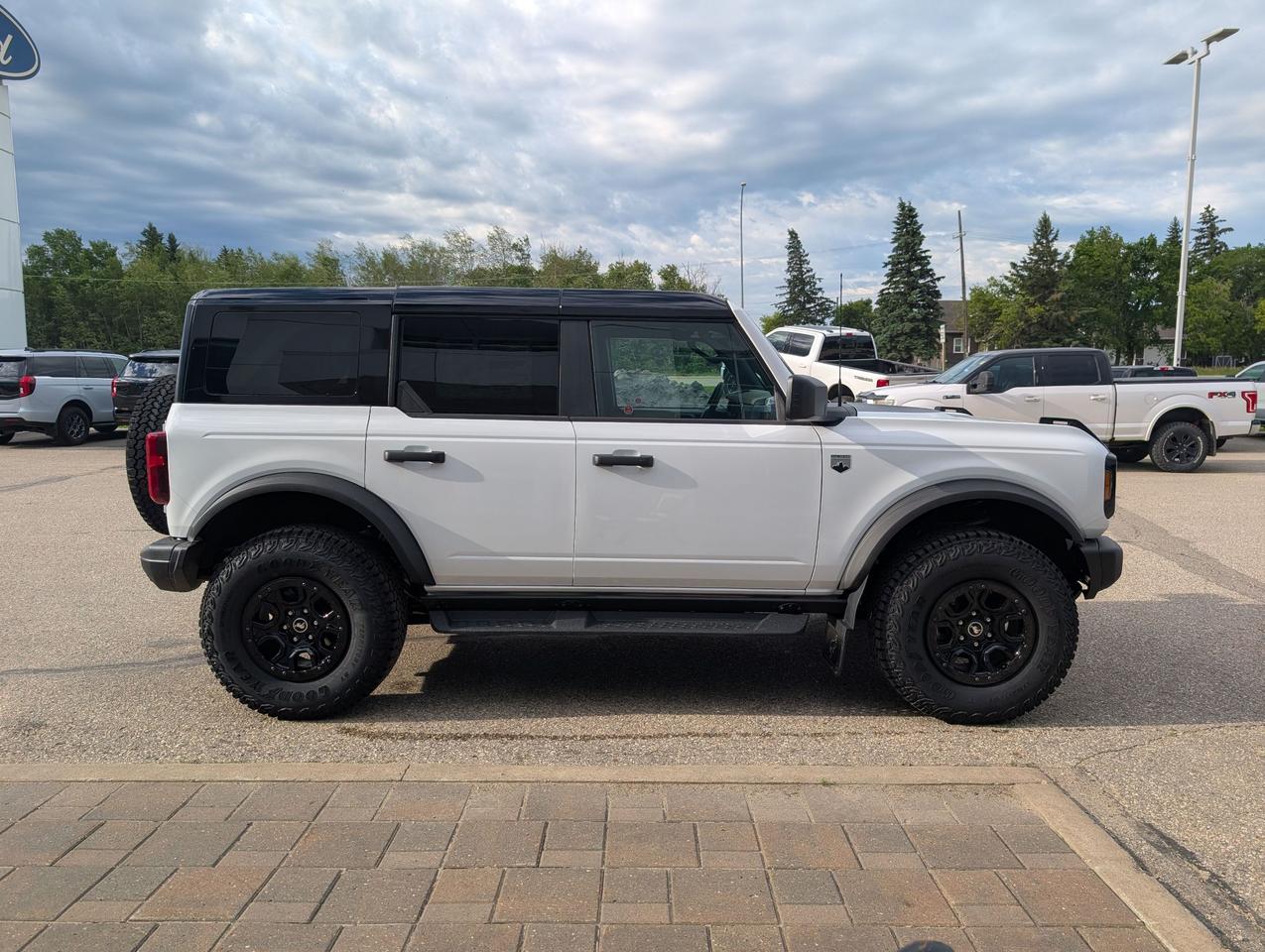 2026 Ford Bronco Big Bend Photo4