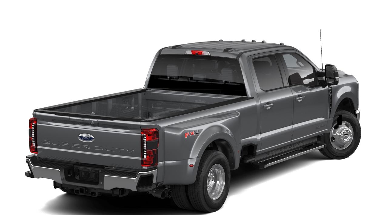 2026 Ford SuperDuty F-350® Lariat® Photo2