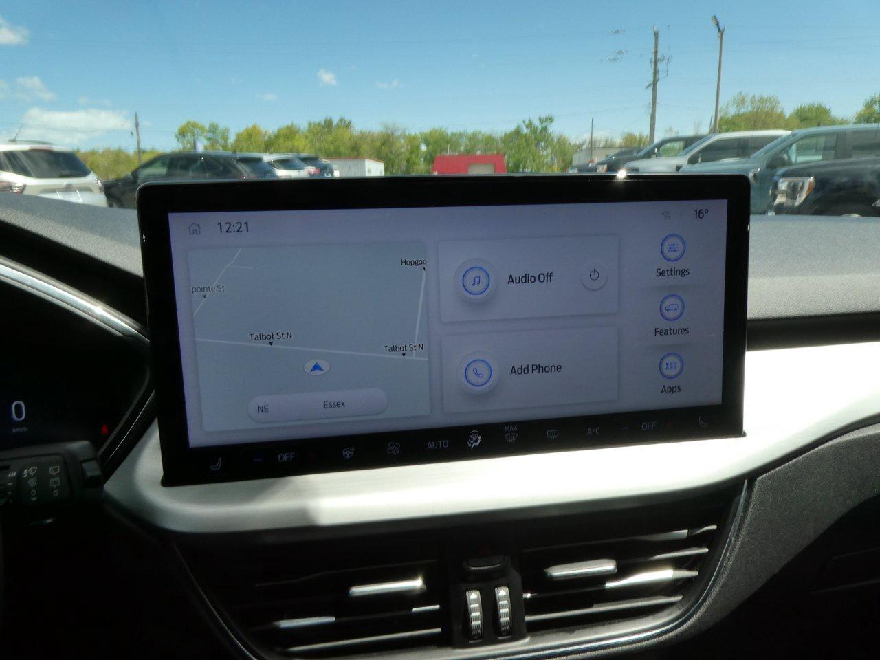 2023 Ford Escape Hybrid Platinum | Heated Seats | Backup Cam | Nav | Photo
