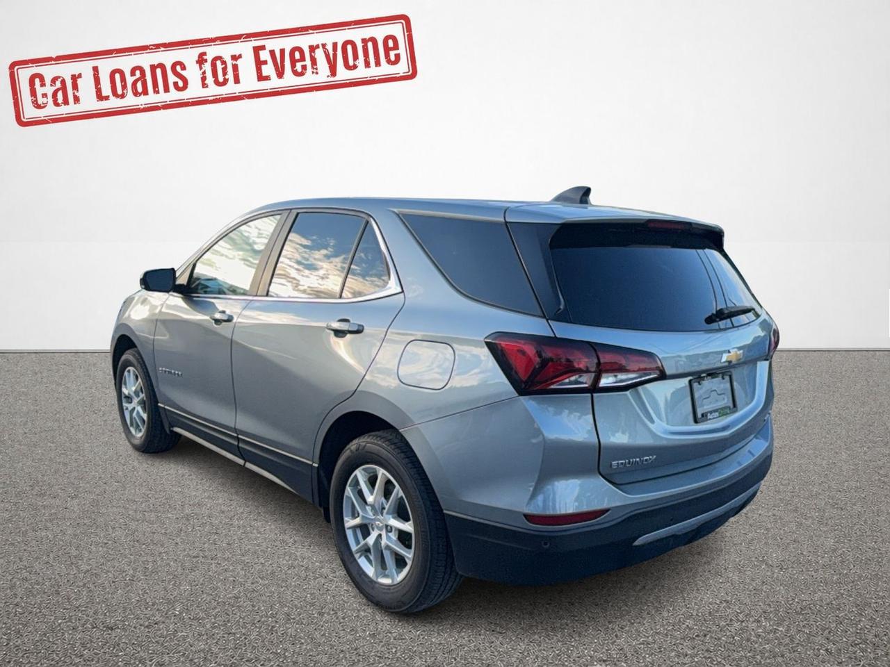 2024 Chevrolet Equinox AWD LT Photo2