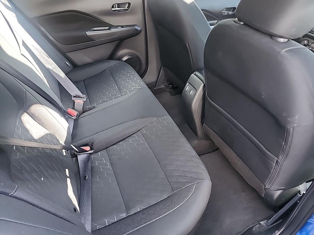 2025 Nissan Kicks SV Photo