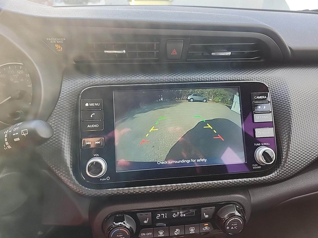 2025 Nissan Kicks SV Photo