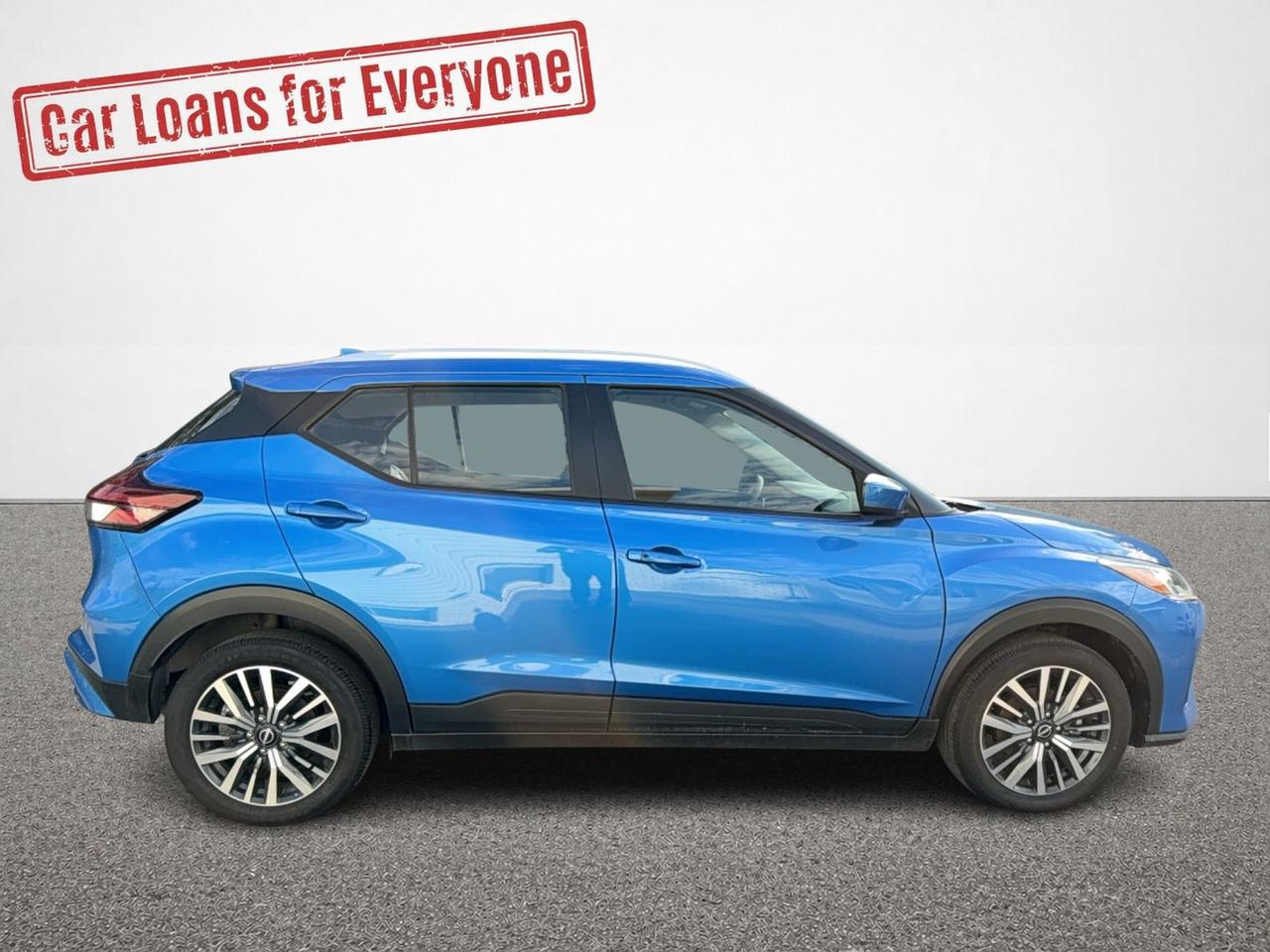 2025 Nissan Kicks Play SV - HEATED SEATS - HEAED WHEEL - APPLE CARPLAY - ANDROID AUTO - CRUISE CONTROL - FACTORY WARRANTY Photo