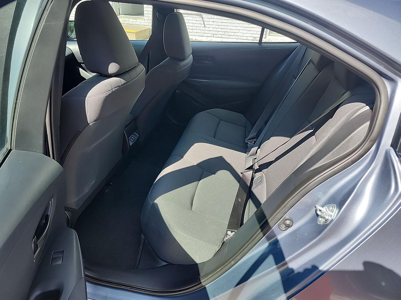 2025 Toyota Corolla LE Photo