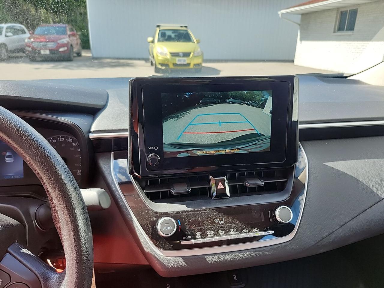 2025 Toyota Corolla LE Photo