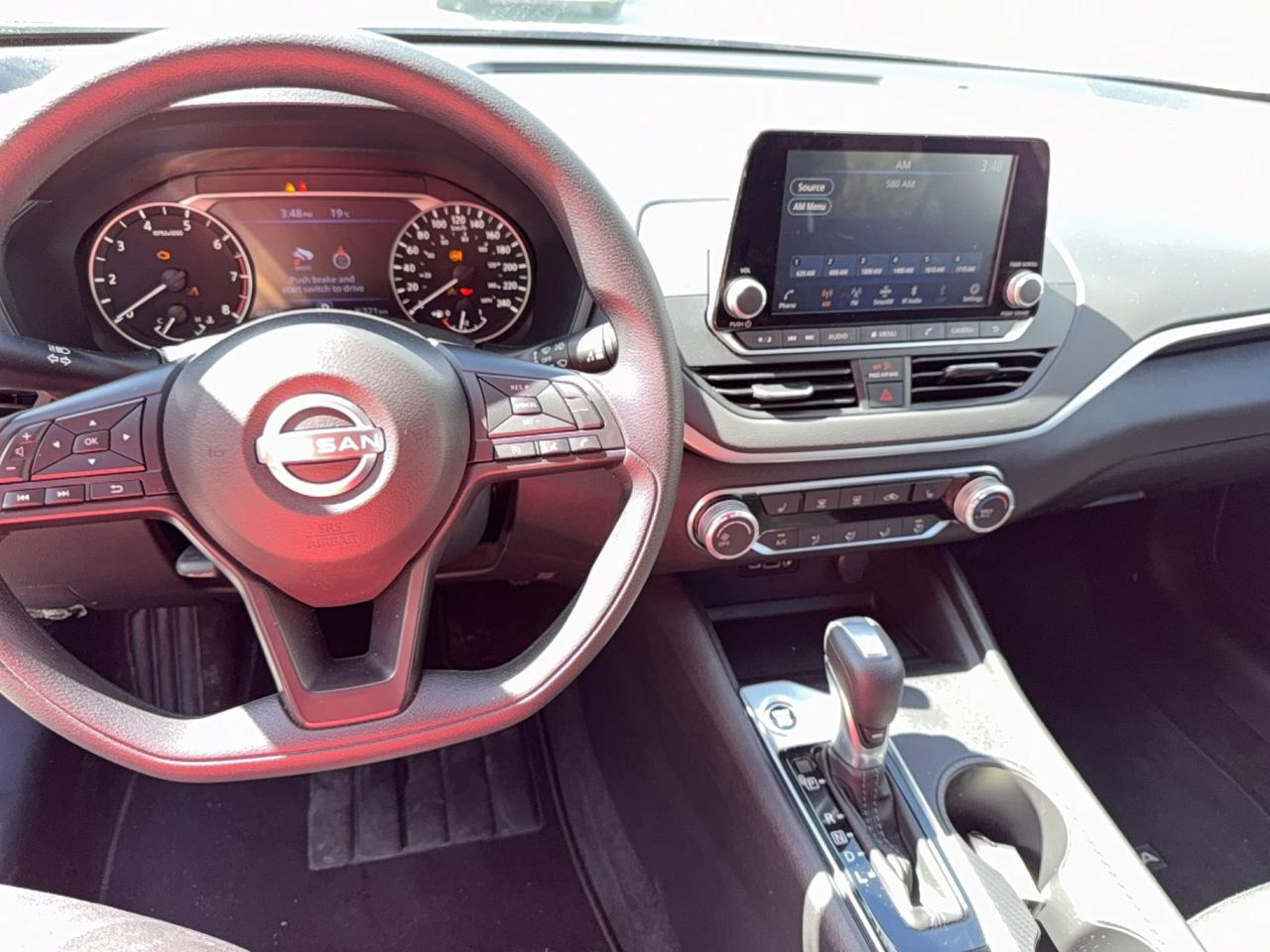 2025 Nissan Altima S Photo