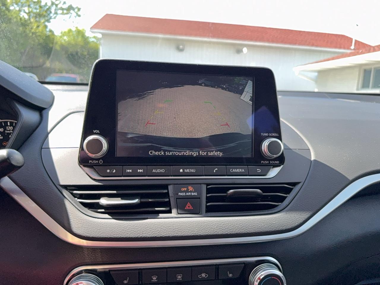 2025 Nissan Altima S Photo