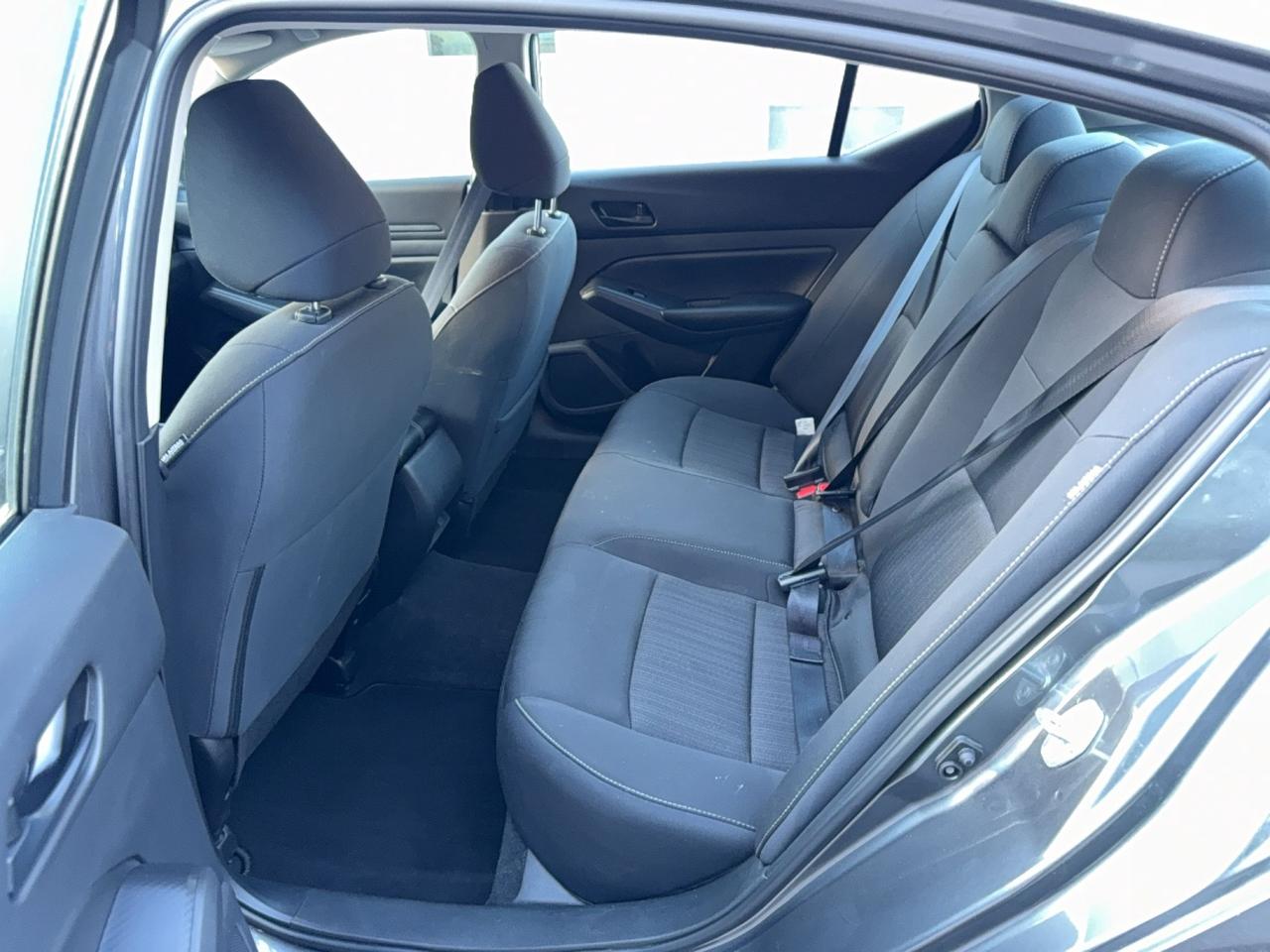 2025 Nissan Altima S AWD - HEATED - SEATS - APPLE CARPLAY - ANDROID AUTO - CRUISE CONTROL Photo