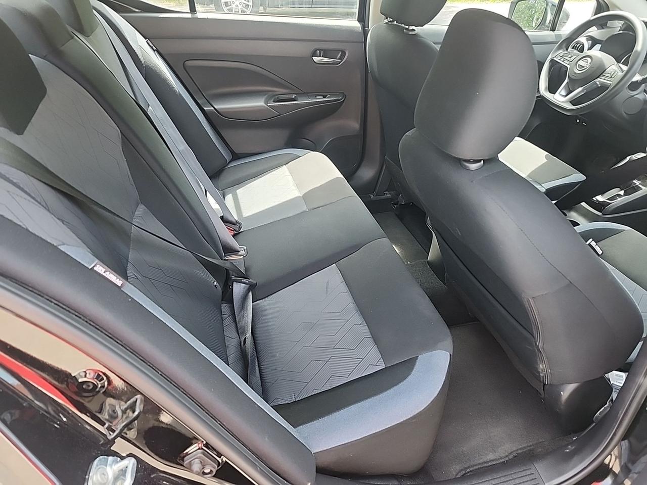 2025 Nissan Versa SV Photo