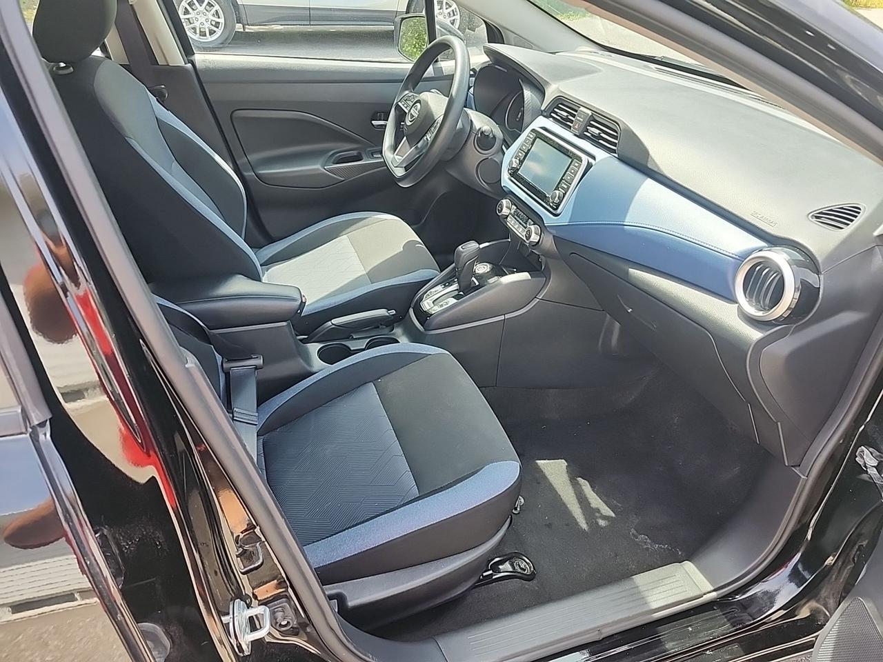 2025 Nissan Versa SV Photo