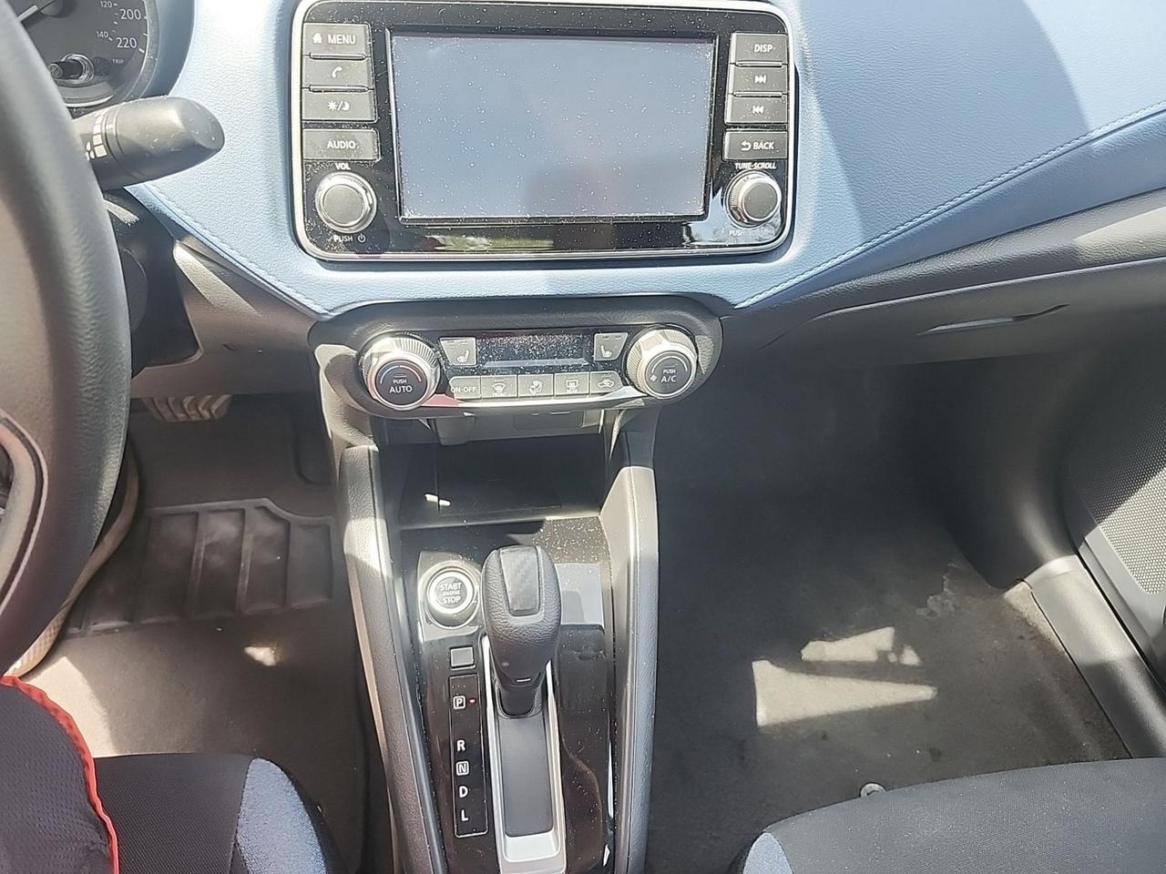 2025 Nissan Versa SV Photo