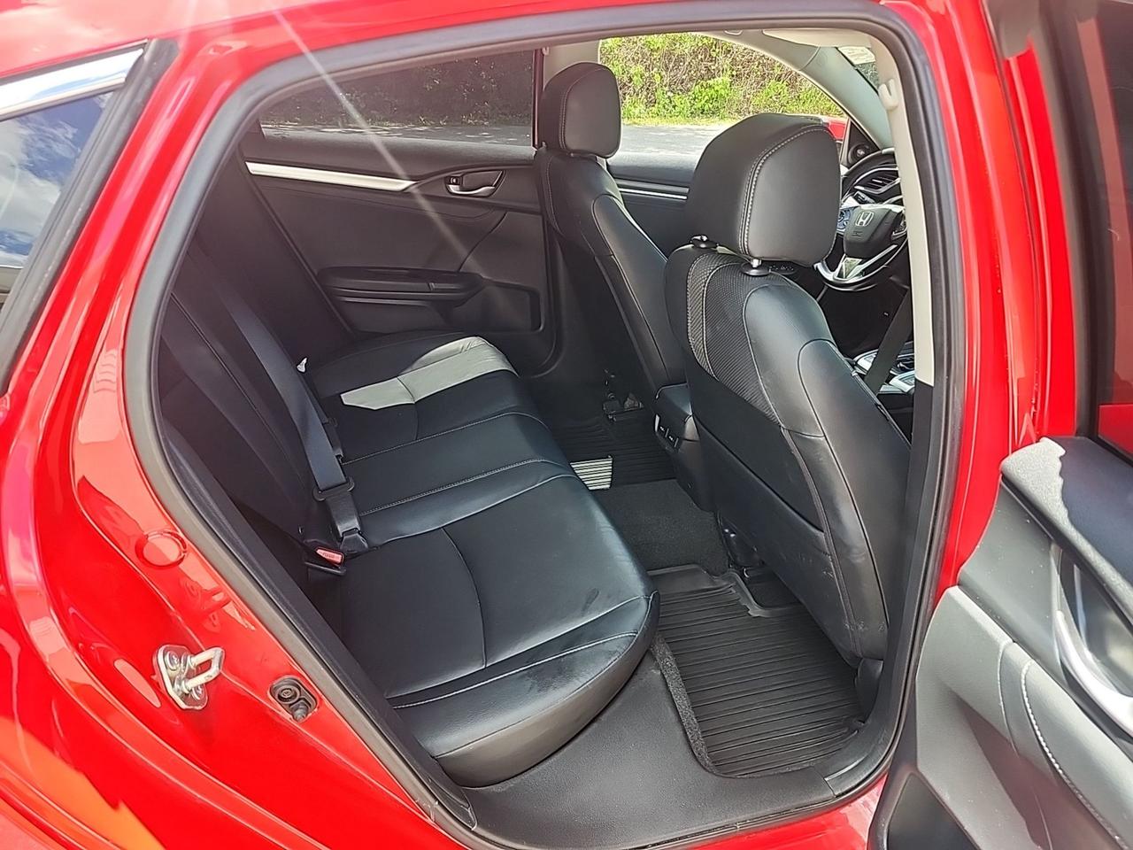 2020 Honda Civic Sedan Touring Photo
