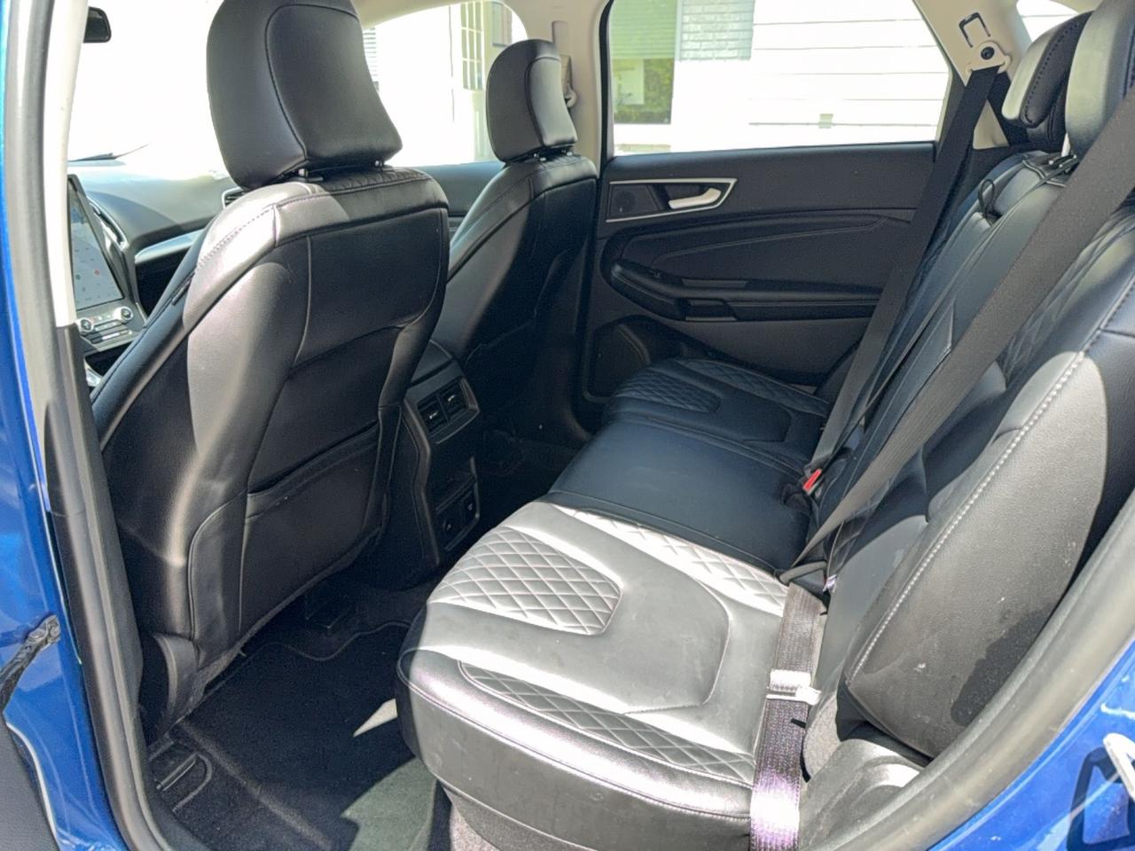 2024 Ford Edge Titanium Photo