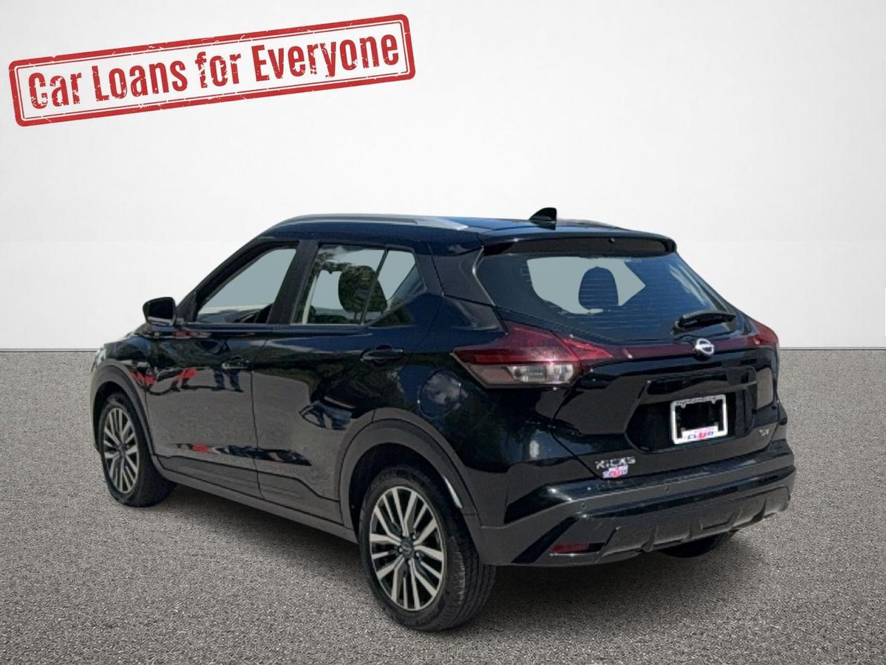2024 Nissan Kicks SV Photo2
