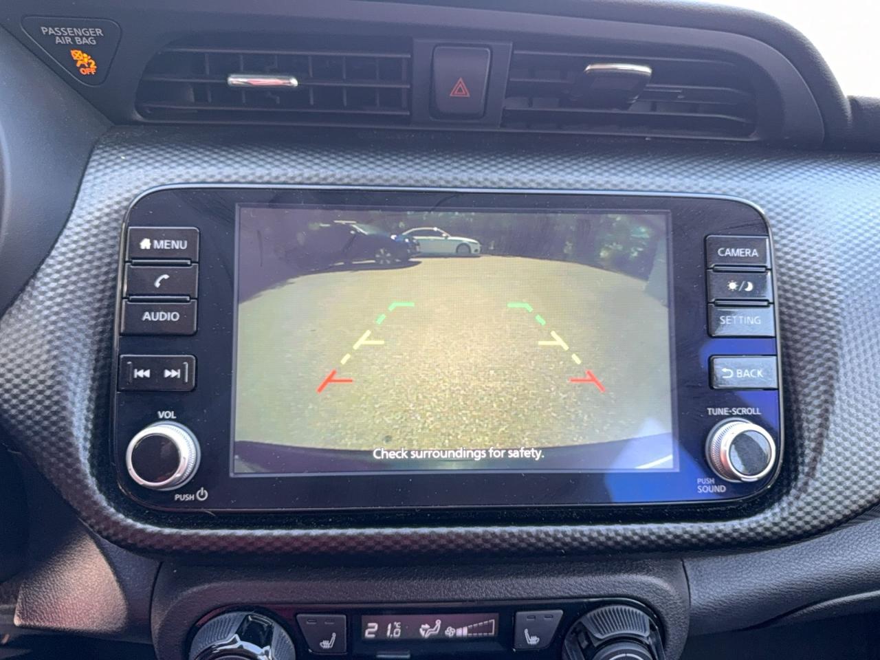 2024 Nissan Kicks SV -  HEATED SEATS - APPLE CARPLAY - ANDROID AUTO - FACTORY WARRANTY Photo
