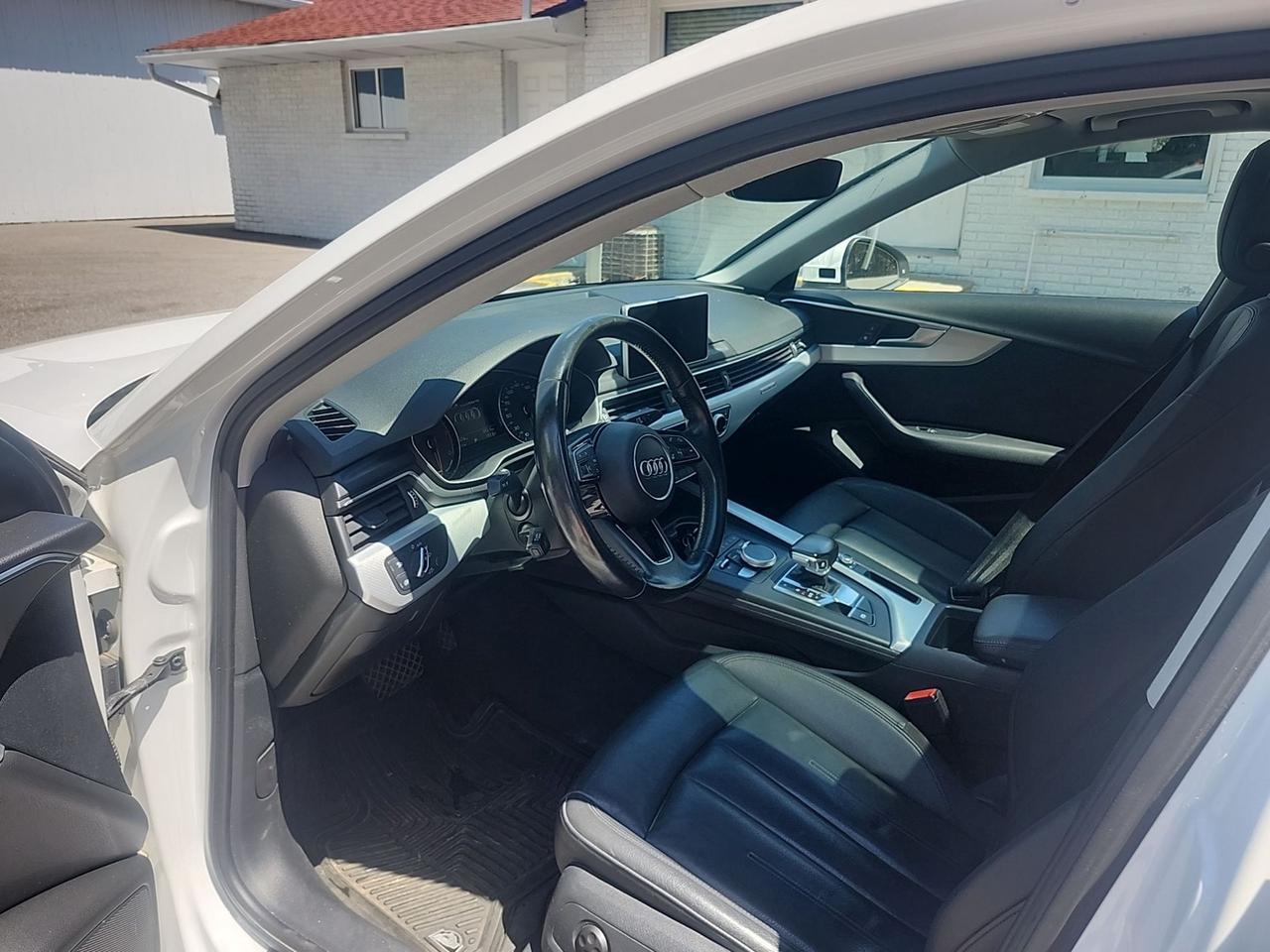 2017 Audi A4 Progressiv Photo