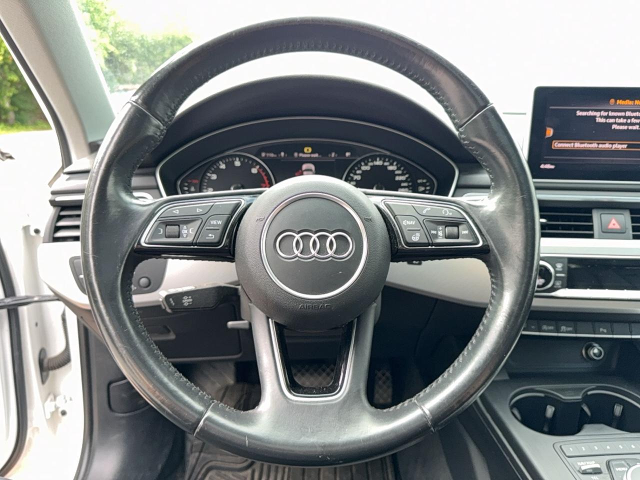 2017 Audi A4 PROGRESSIV AWD Photo