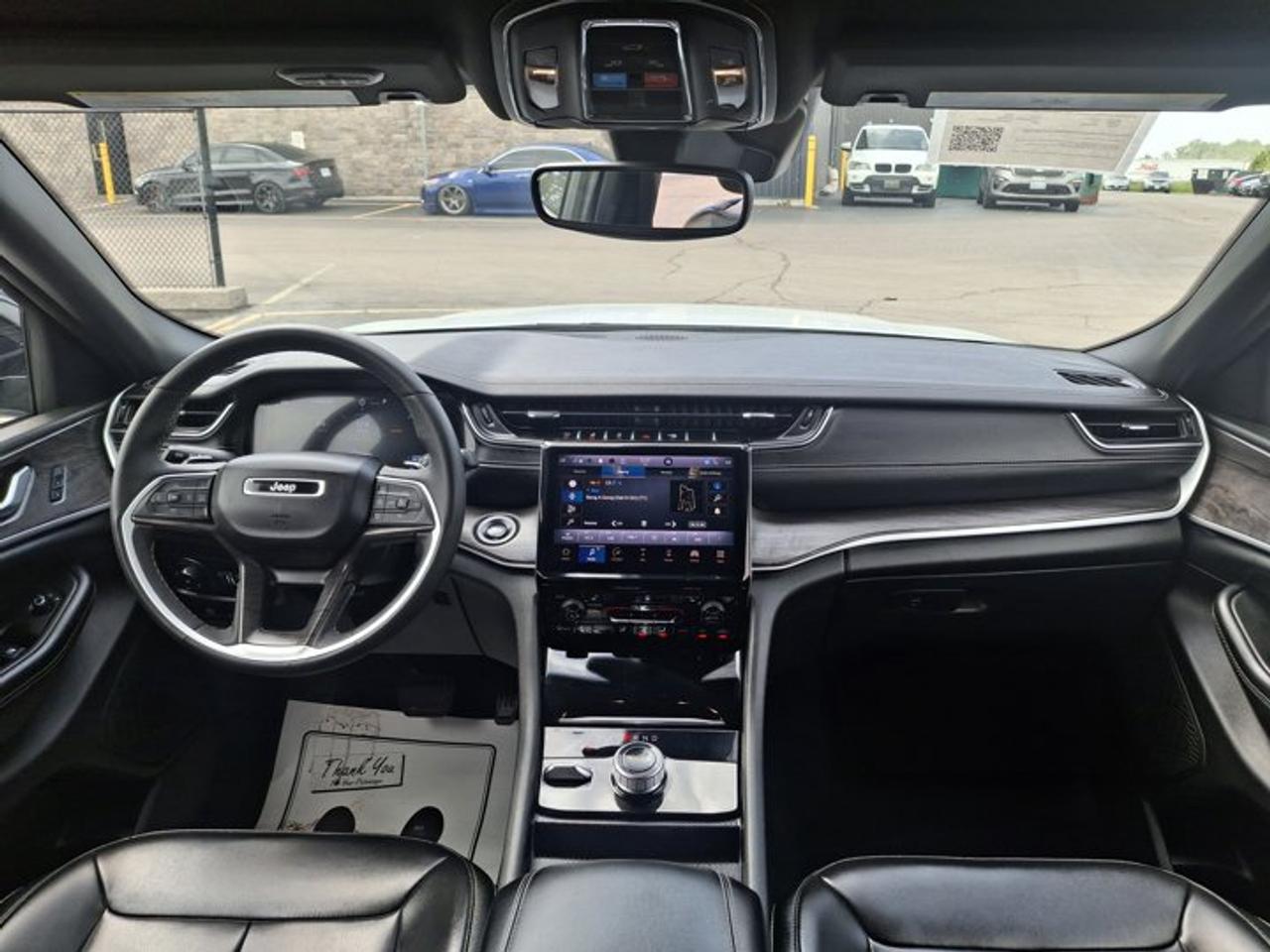 2024 Jeep Grand Cherokee L Limited 4X4 | 3rd Row | Leather | Nav | Adaptive Cruise | Power Liftgate | Power Seat | and More ! Photo