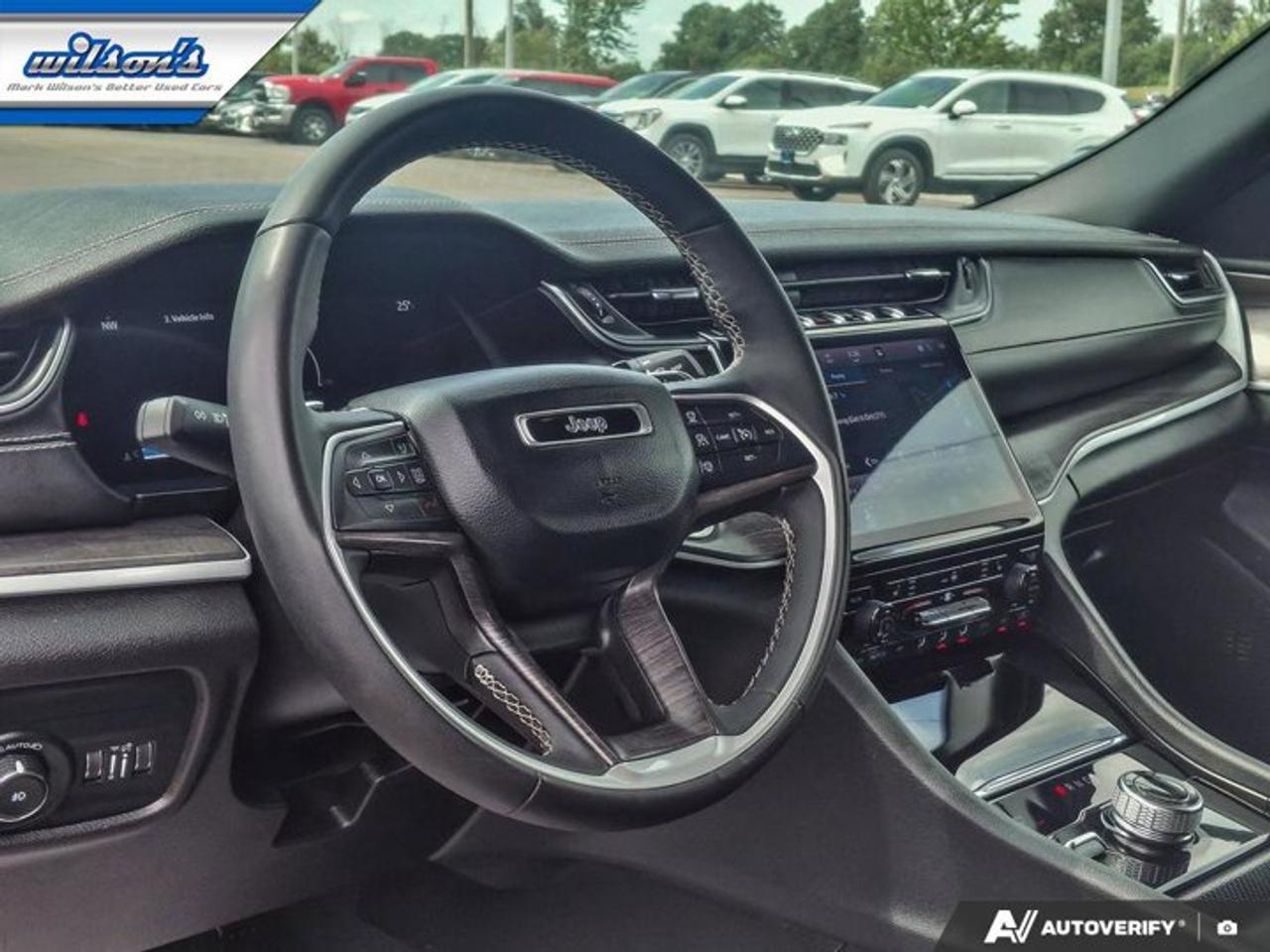 2024 Jeep Grand Cherokee L Limited 4X4 | 3rd Row | Leather | Nav | Adaptive Cruise | Power Liftgate | Power Seat | and More ! Photo