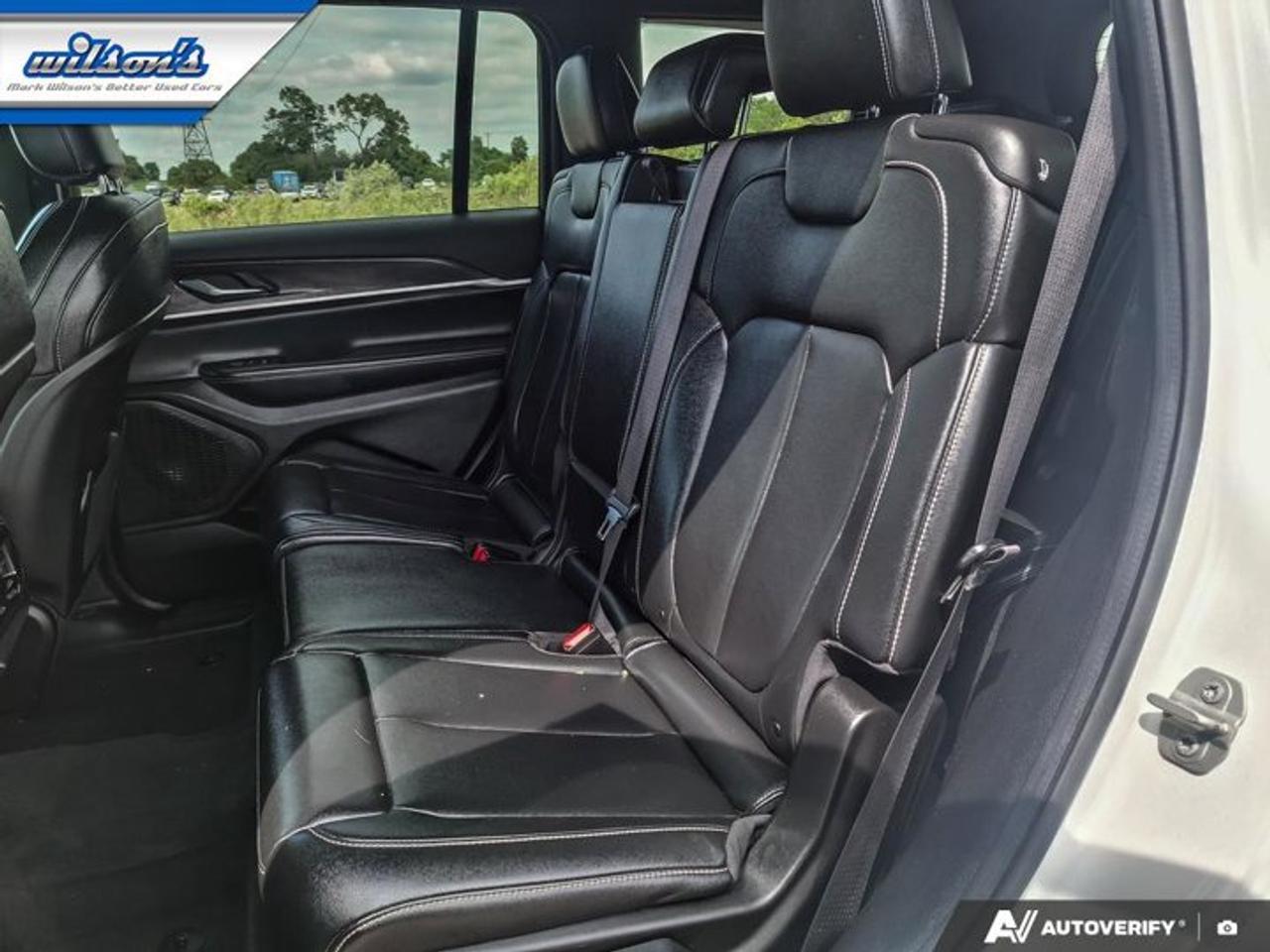 2024 Jeep Grand Cherokee L Limited 4X4 | 3rd Row | Leather | Nav | Adaptive Cruise | Power Liftgate | Power Seat | and More ! Photo