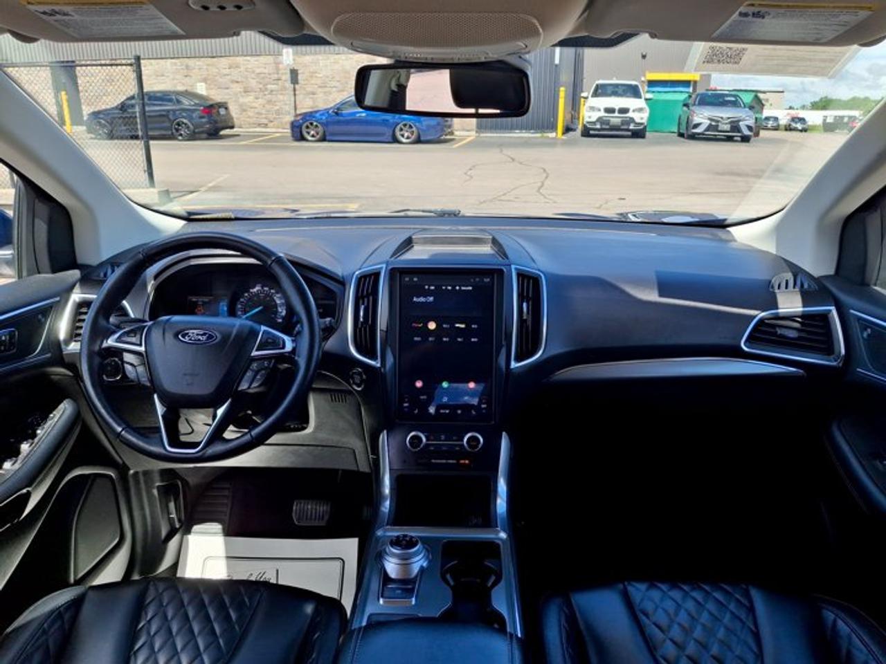 2024 Ford Edge Titanium AWD | Leather | Heated Seats | Remote Start | Power Liftgate | CarPlay + Android and More ! Photo