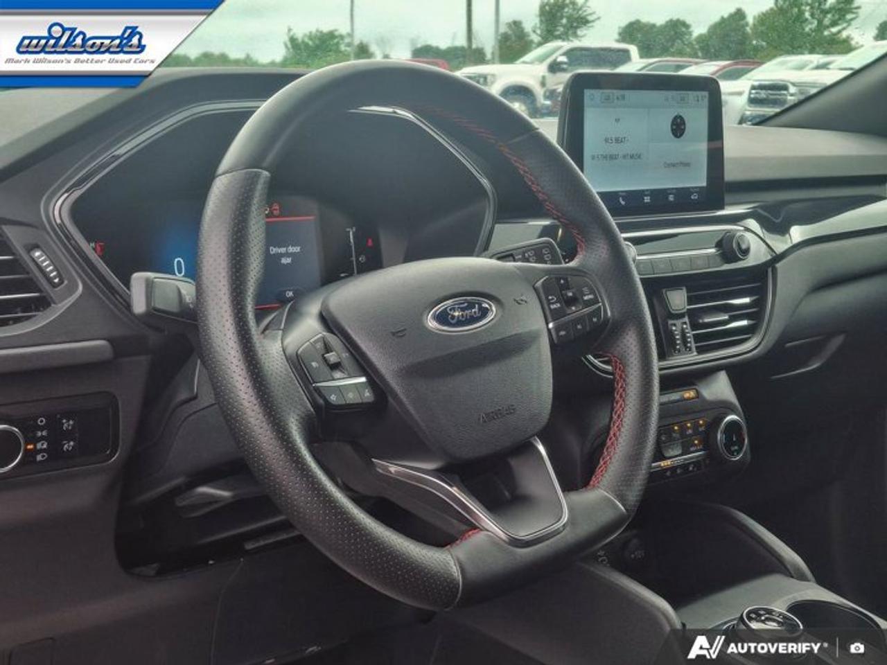 2025 Ford Escape ST-Line AWD | Heated Seats + Steering | Remote Start | Split Leather | and More ! Photo