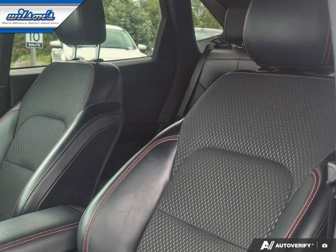 2025 Ford Escape ST-Line AWD | Heated Seats + Steering | Remote Start | Split Leather | and More ! Photo