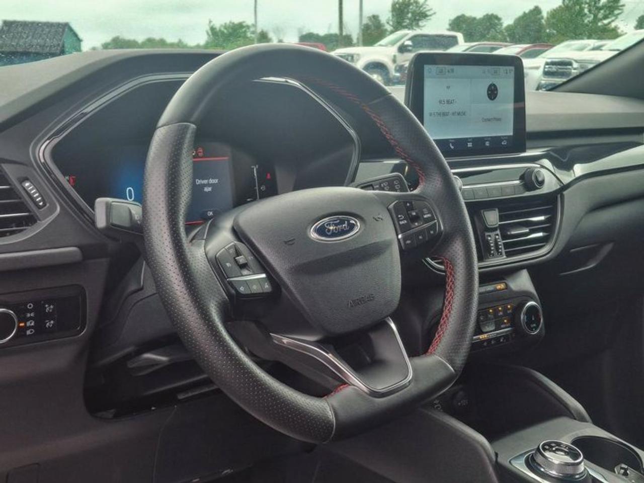 2025 Ford Escape ST-Line AWD | Heated Seats + Steering | Remote Start | Split Leather | and More ! Photo