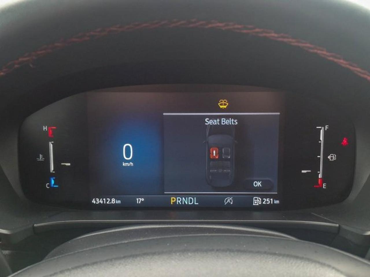 2025 Ford Escape ST-Line AWD | Heated Seats + Steering | Remote Start | Split Leather | and More ! Photo
