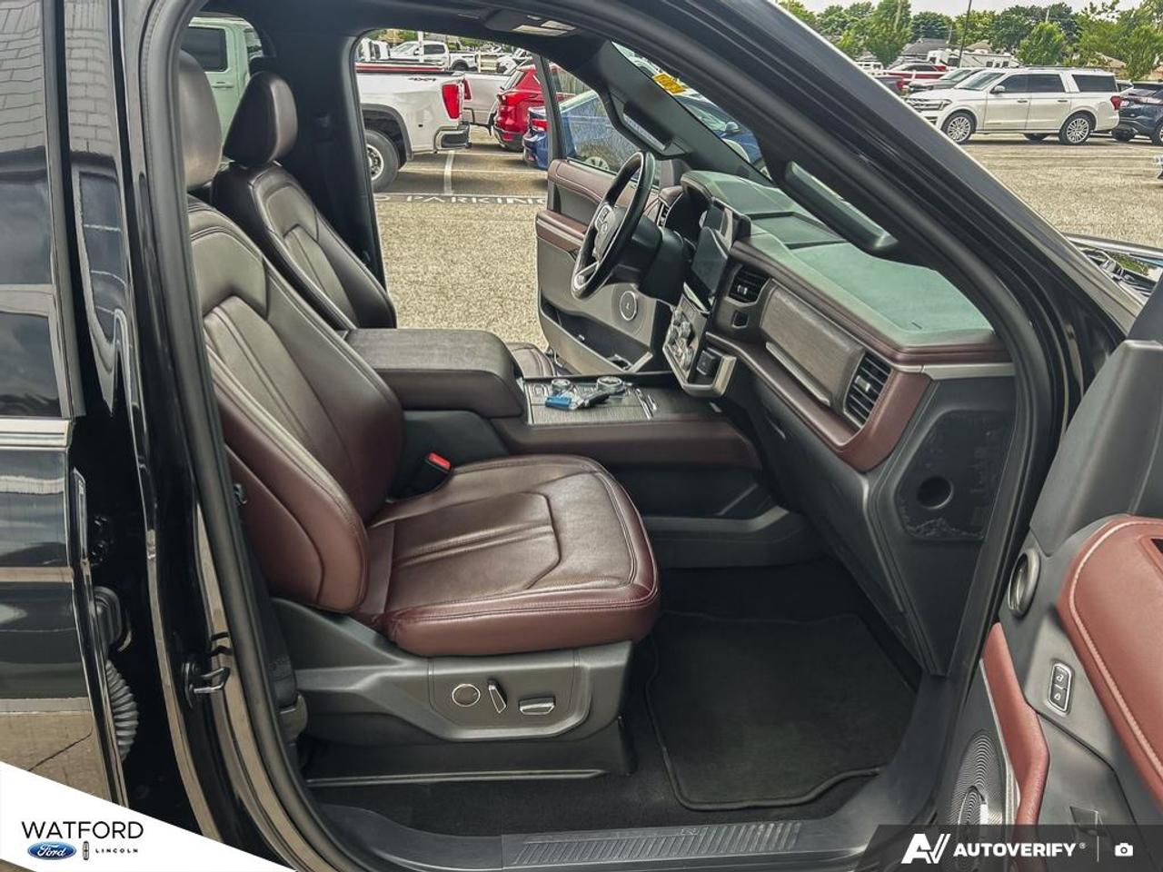 2024 Ford Expedition Limited 4X4 Photo