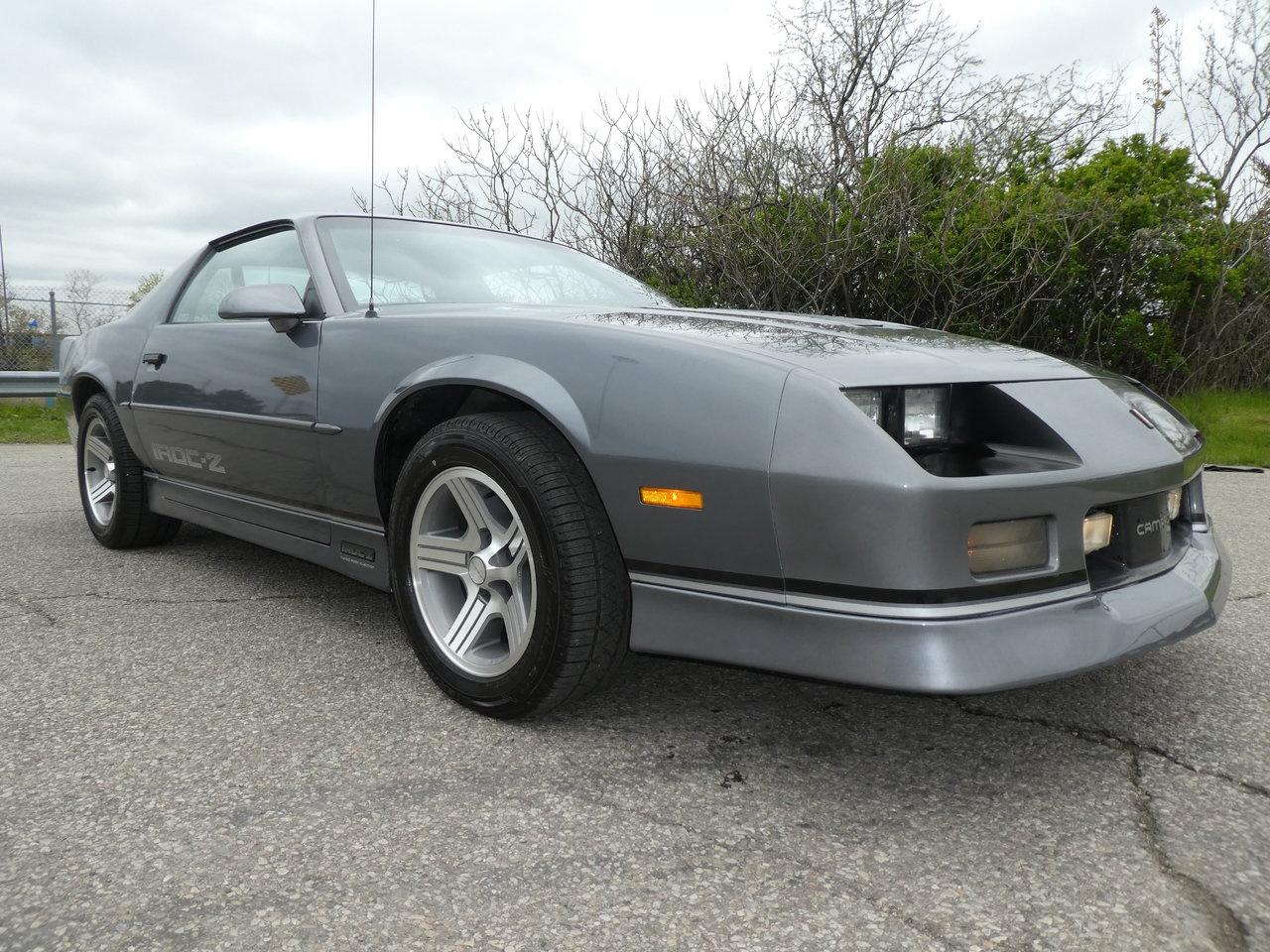 1988 Chevrolet Camaro IROC Z-28 Photo