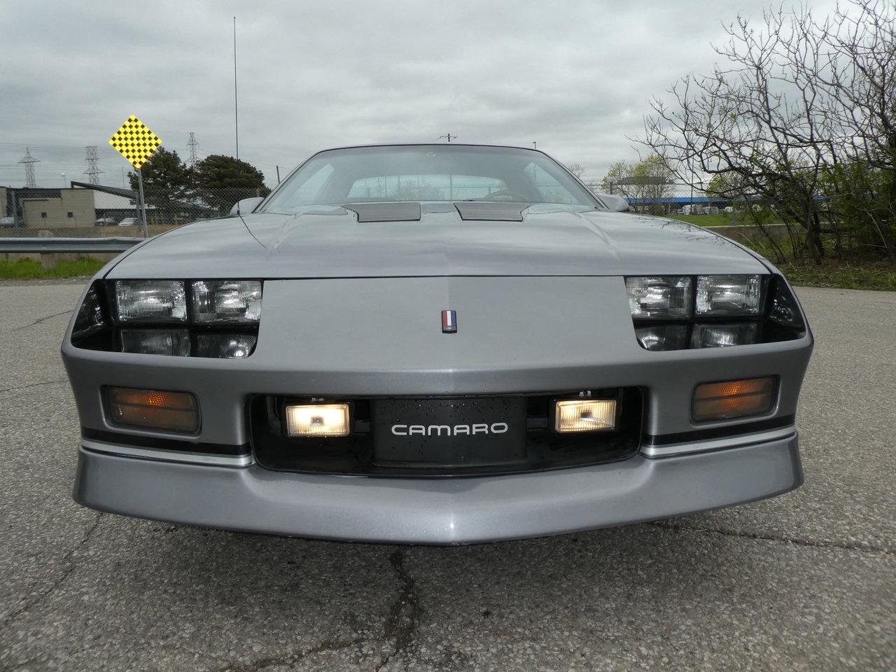 1988 Chevrolet Camaro IROC Z-28 Photo