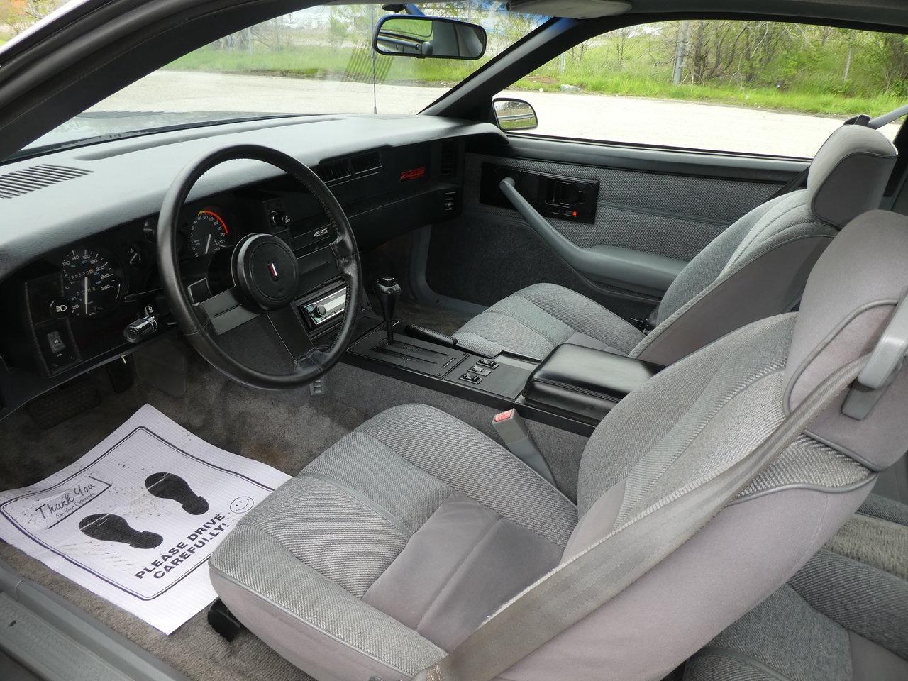1988 Chevrolet Camaro IROC Z-28 Photo