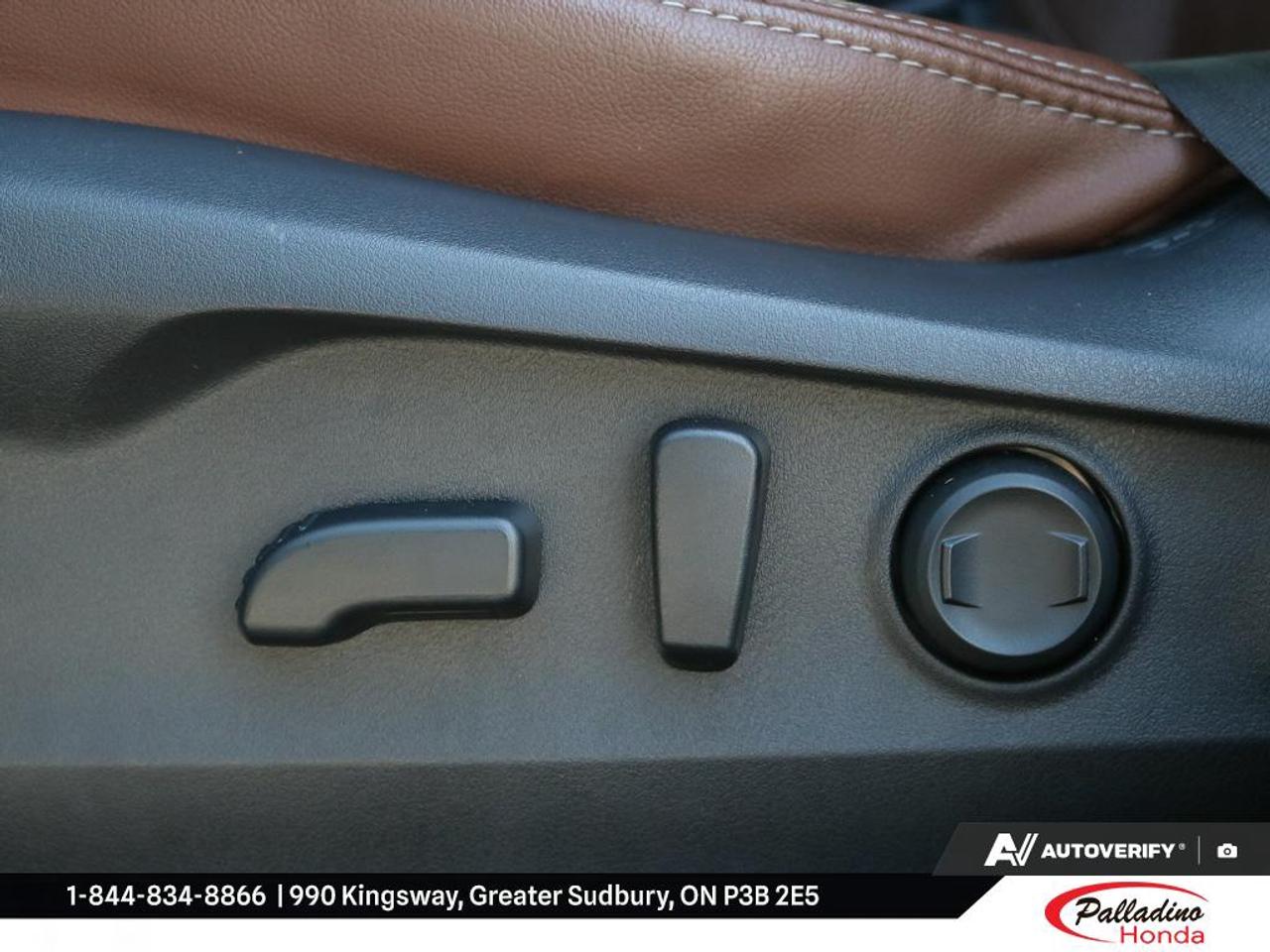 2022 Subaru Outback Premier Photo