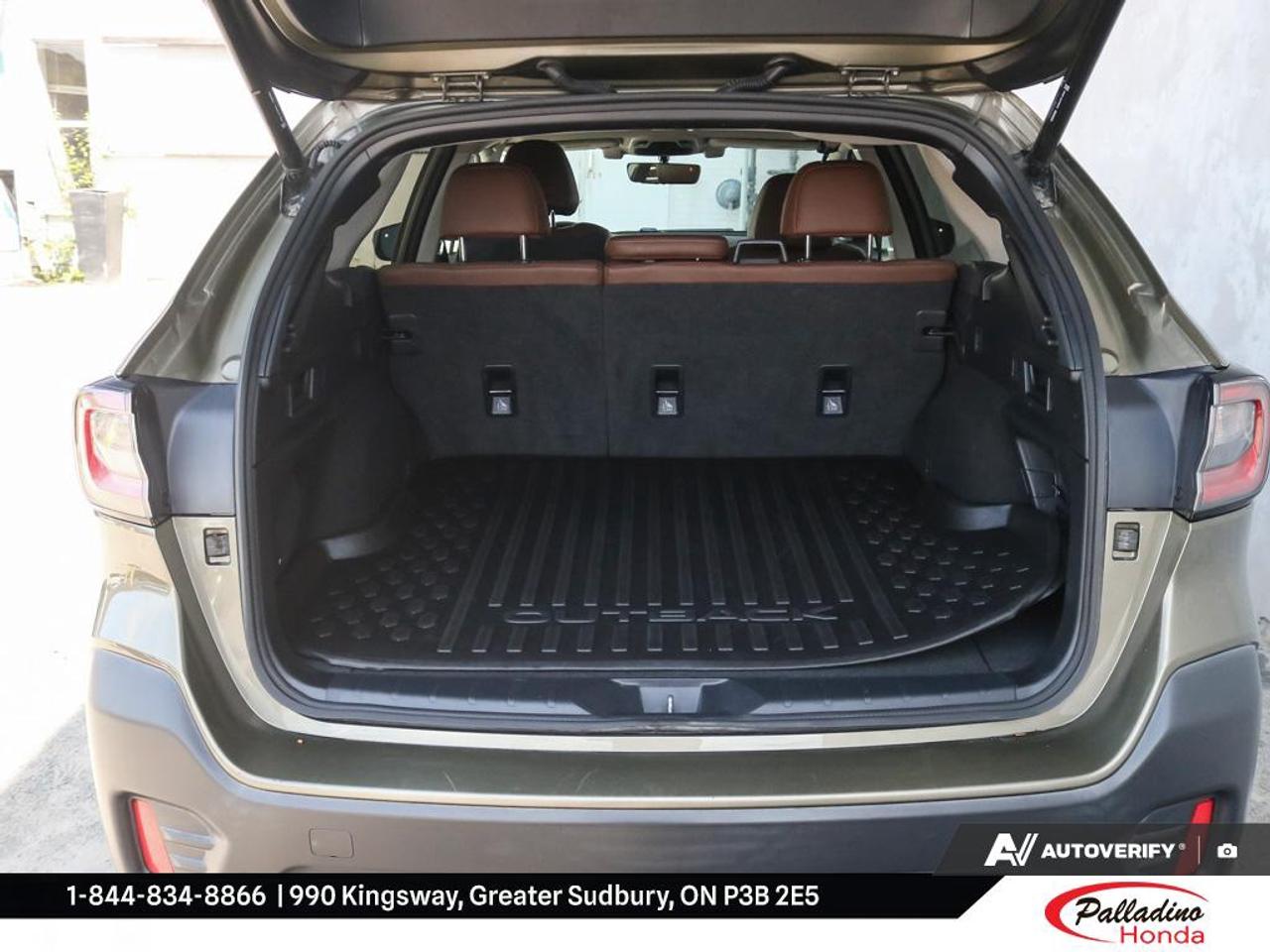 2022 Subaru Outback Premier Photo