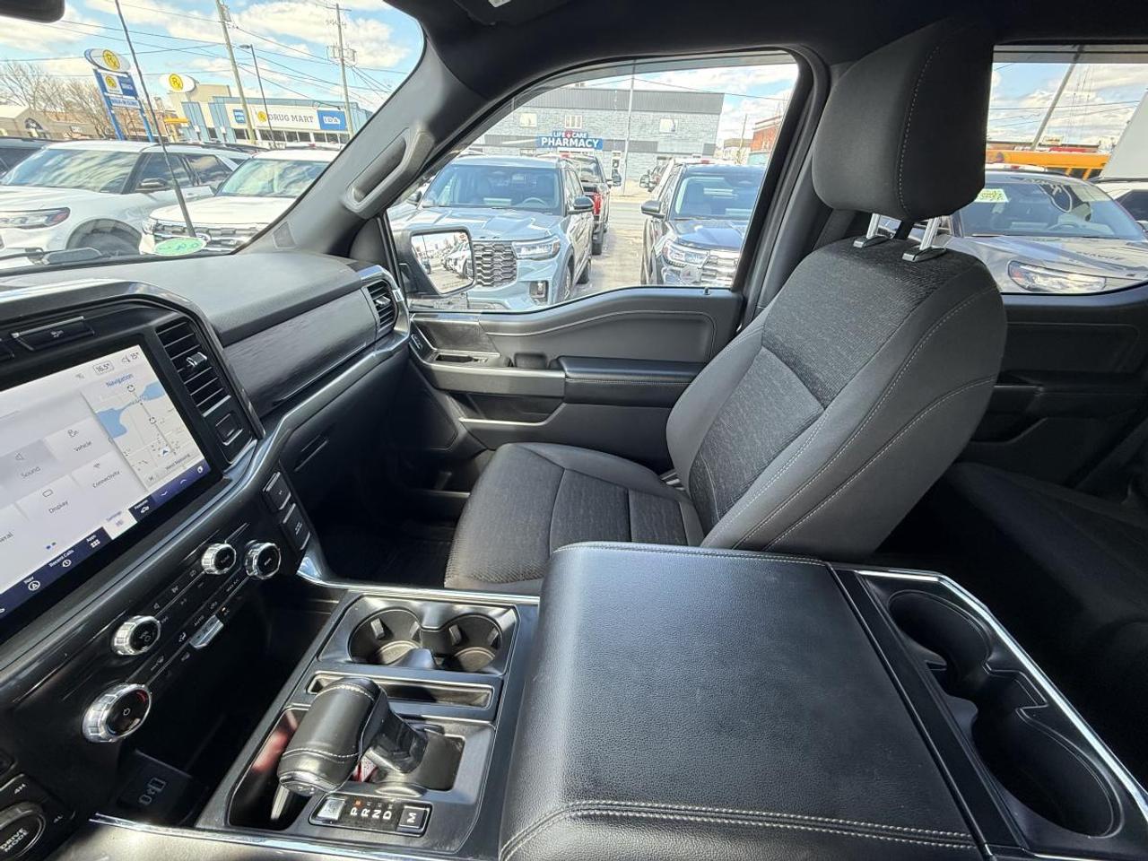 2023 Ford F-150 XLT 4WD SuperCrew 5.5' Box Photo