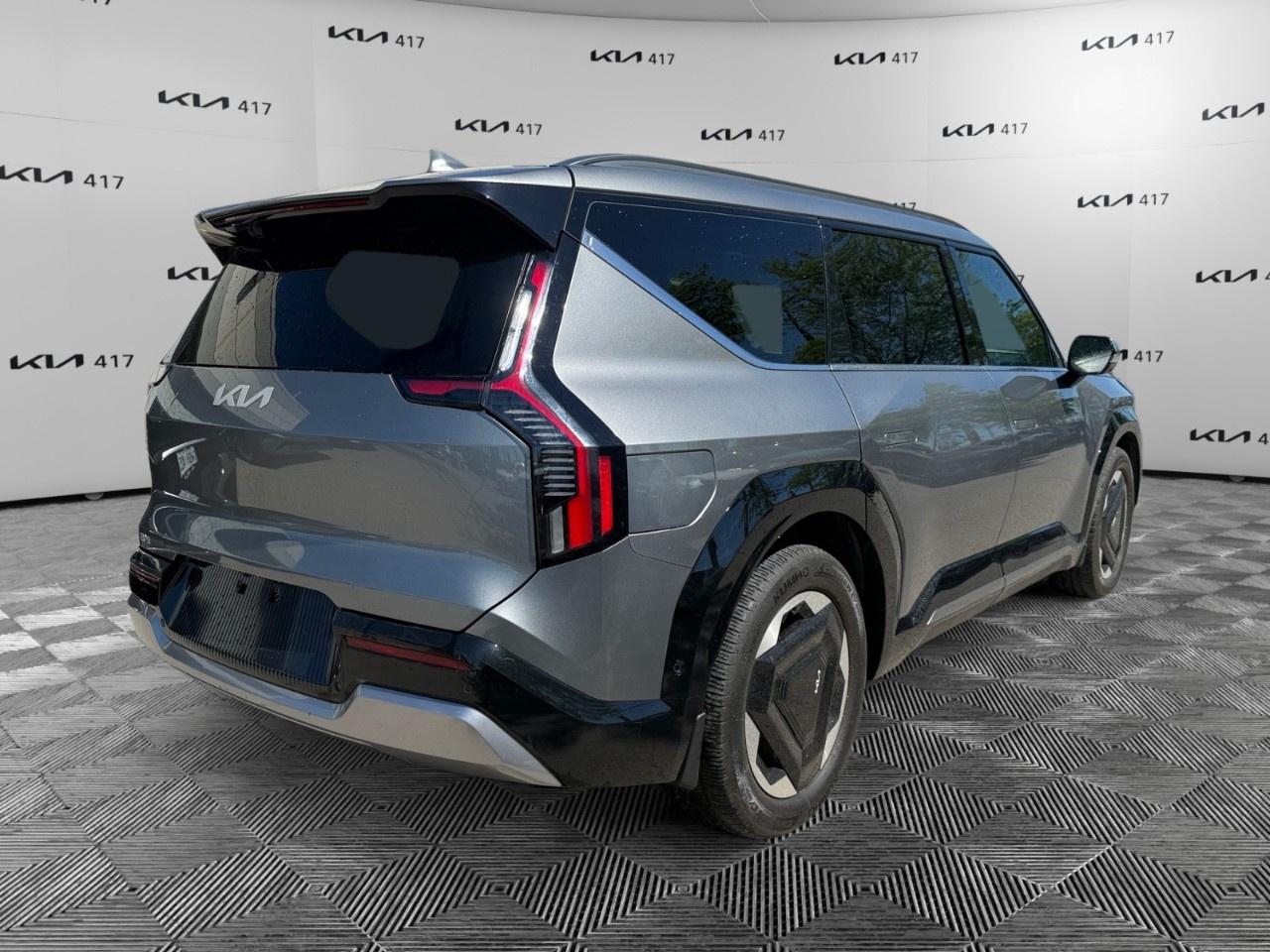 2024 Kia EV9 Land w/Premium Package AWD Photo