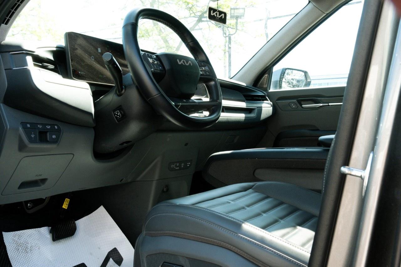 2024 Kia EV9 Land w/Premium Package AWD Photo