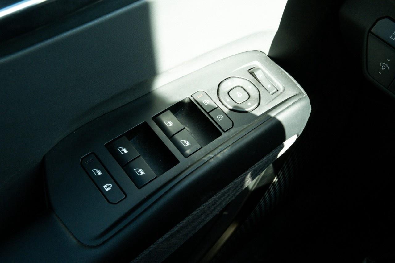 2024 Kia EV9 Land w/Premium Package AWD Photo