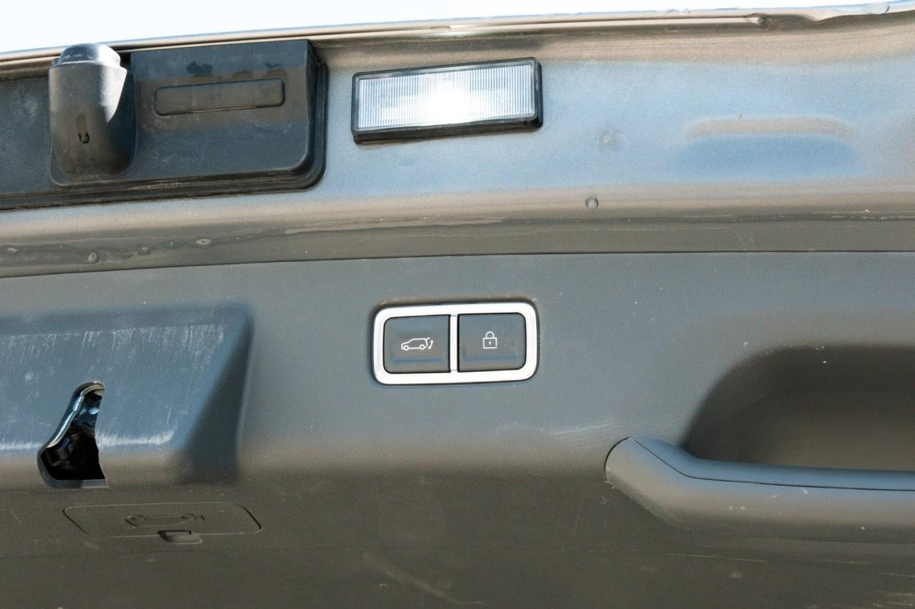 2024 Kia EV9 Land w/Premium Package AWD Photo