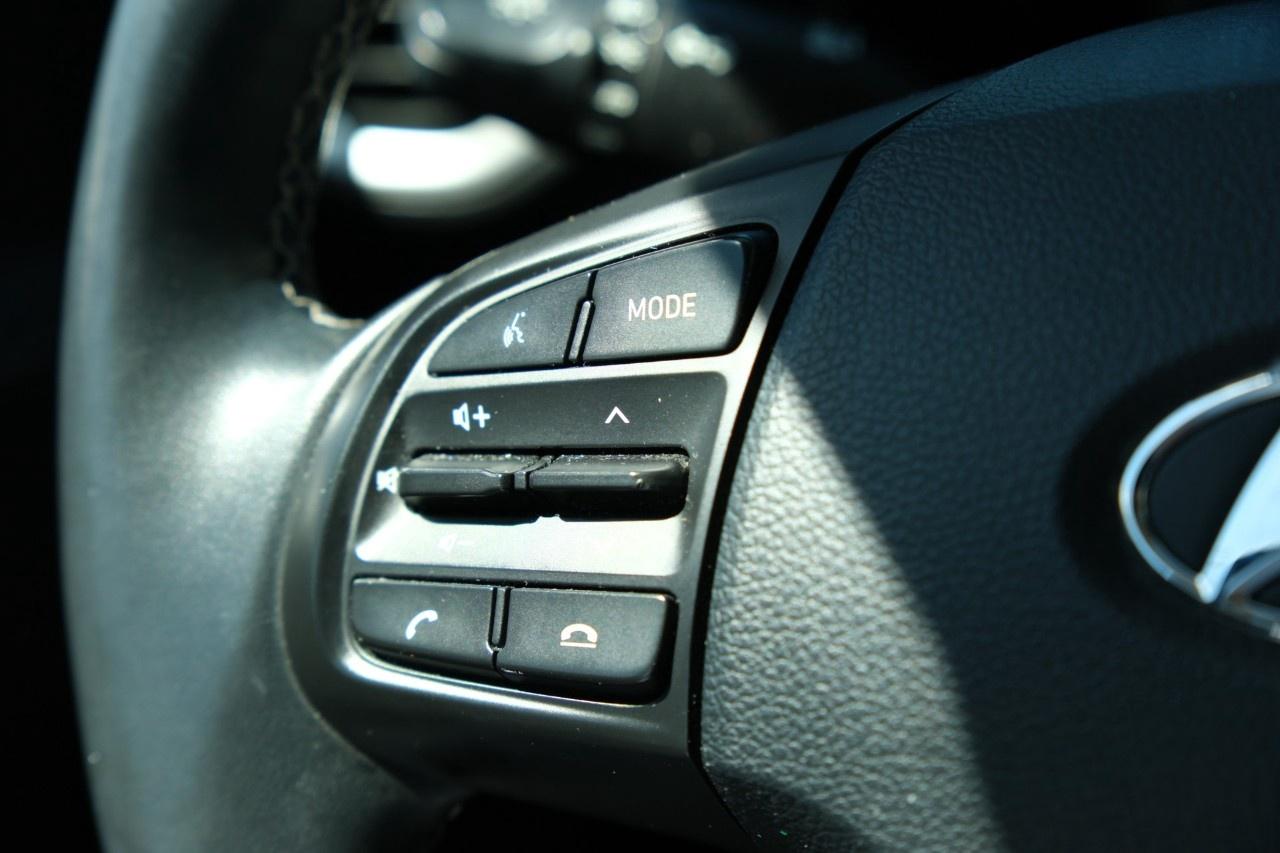2021 Hyundai Venue Preferred IVT Photo