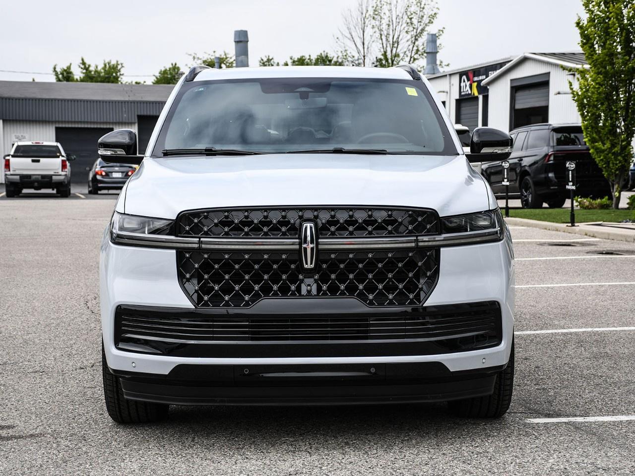 2026 Lincoln Navigator Reserve 4x4 Photo