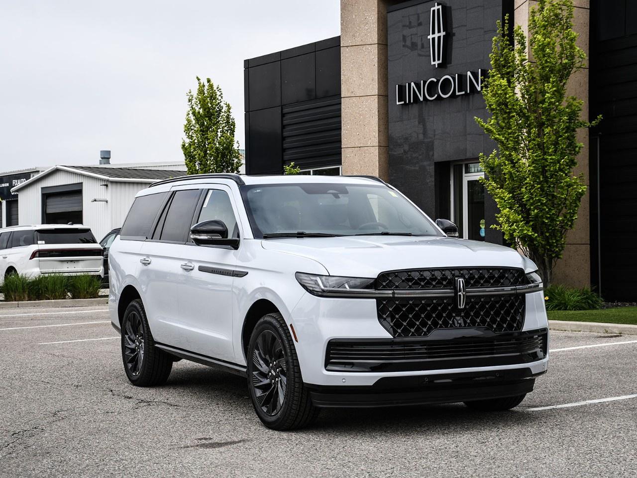 2026 Lincoln Navigator Reserve 4x4 Photo