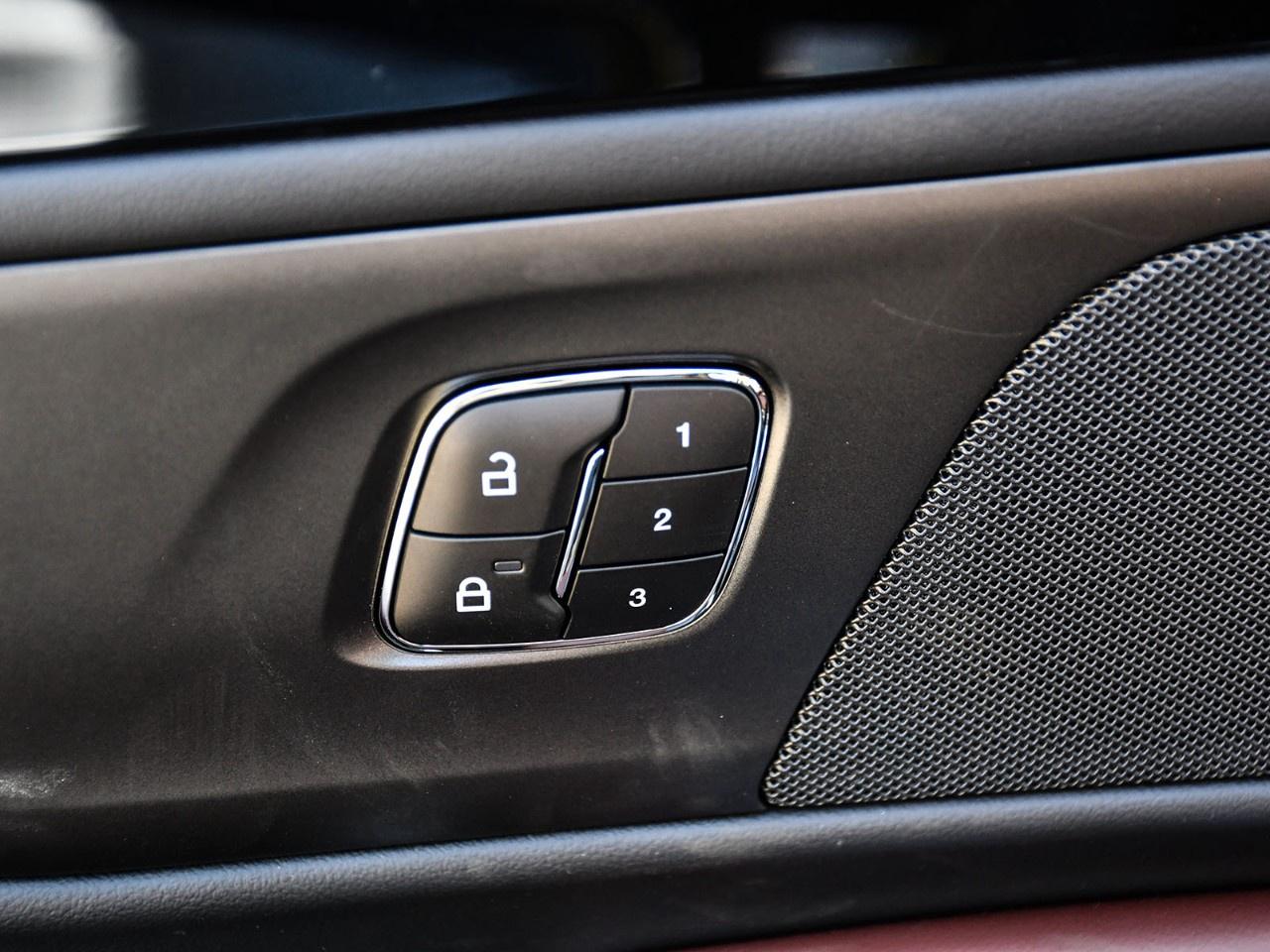 2026 Lincoln Nautilus Reserve AWD Photo