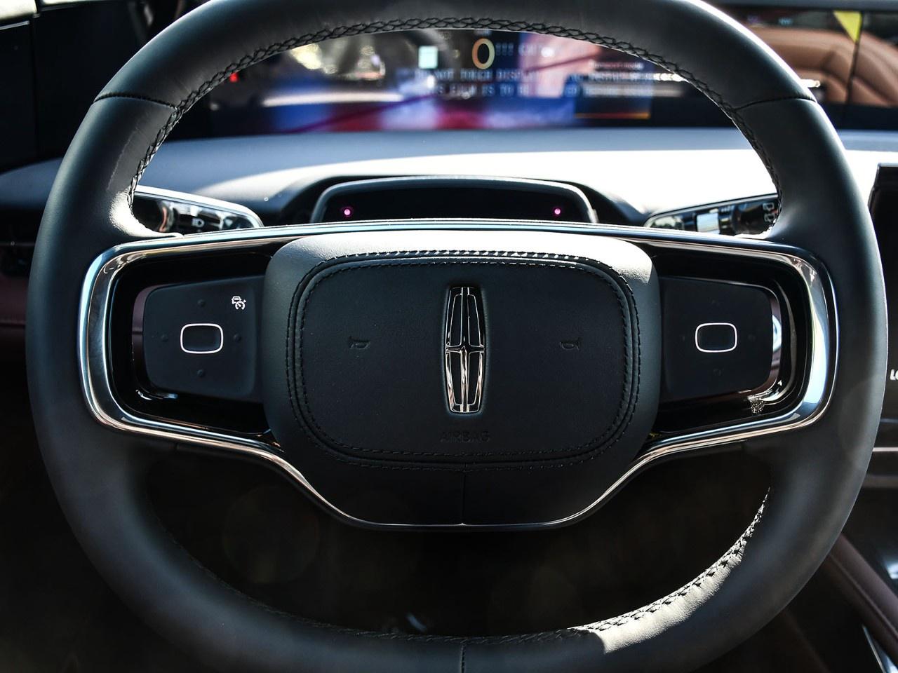 2026 Lincoln Nautilus Reserve AWD Photo