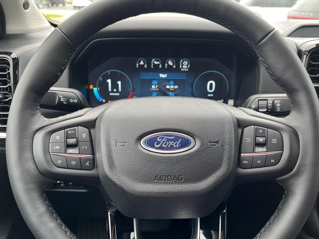 2026 Ford Ranger LARIAT 4WD SuperCrew 5' Box Photo