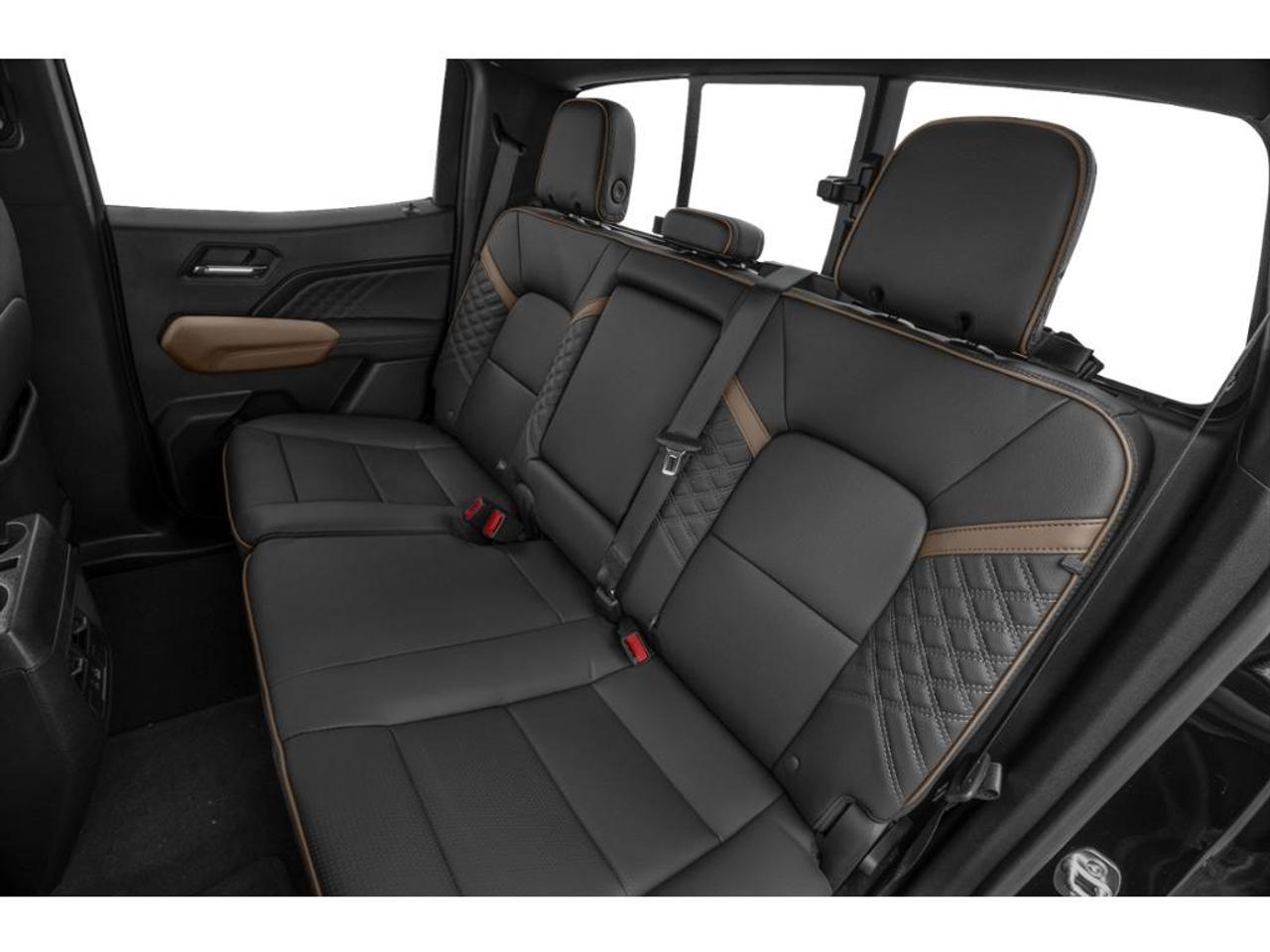 2026 GMC Canyon Denali Photo
