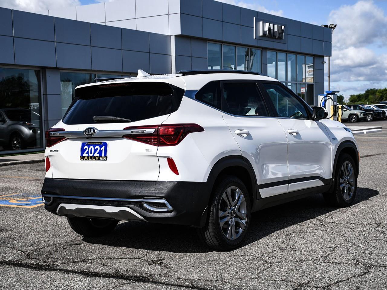 2021 Kia Seltos EX Photo