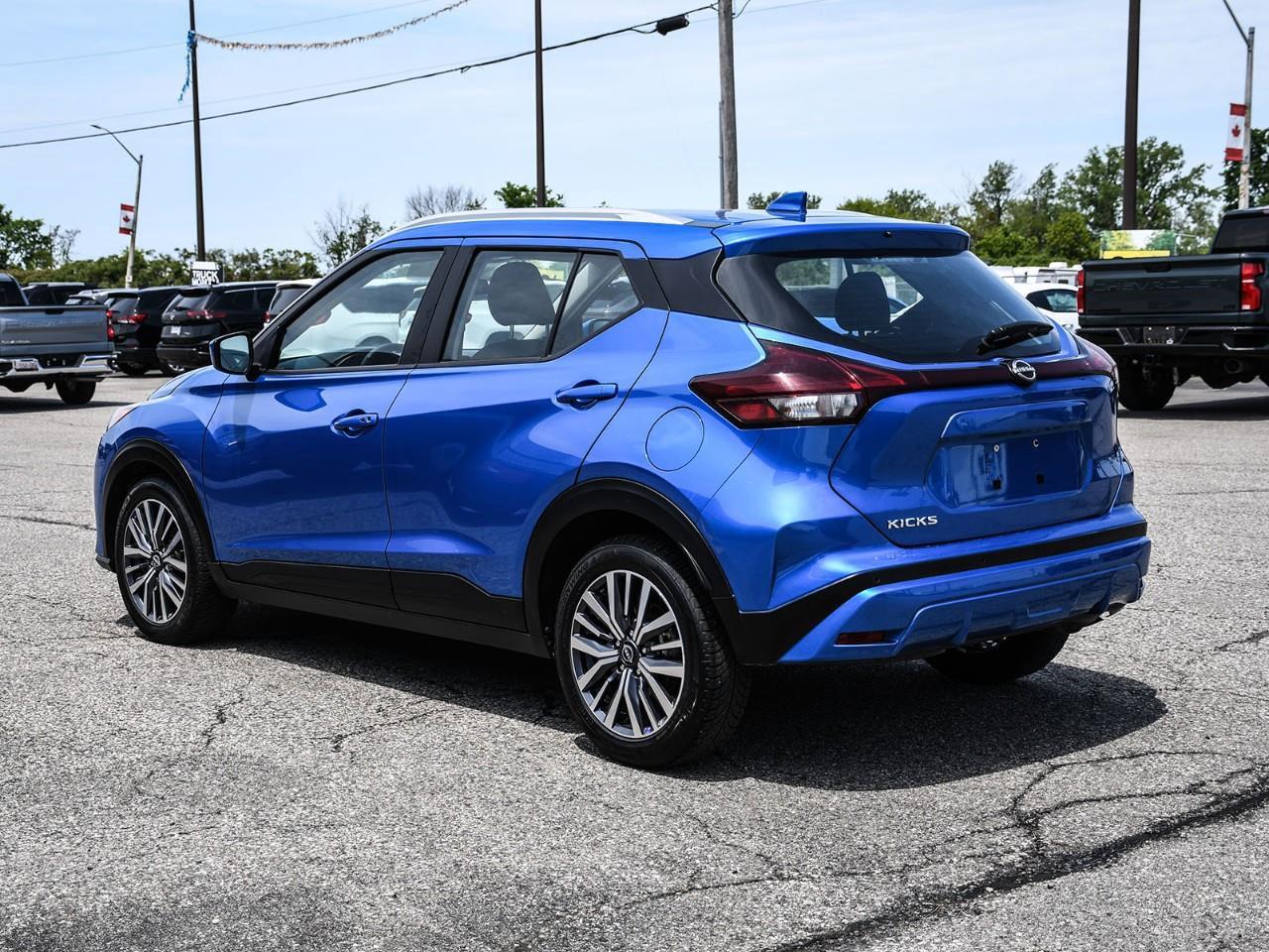2025 Nissan Kicks Play SV Photo3